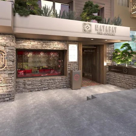Maya 1850 Hotel